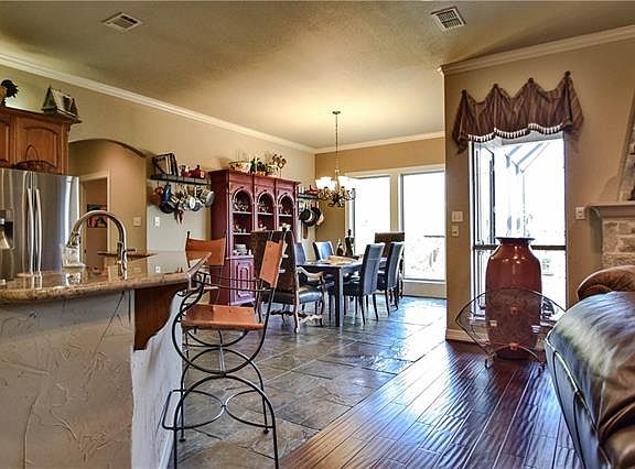 5th image of 9407 Gleneagles Cir