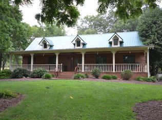 7051 Troy Caveness Rd, Ramseur, NC 27316