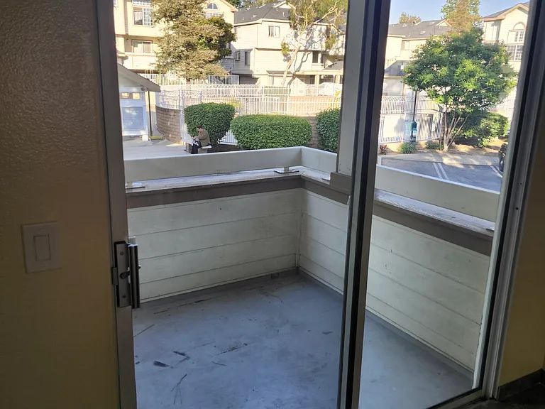 11150 Glenoaks Blvd #238 — Photo 4