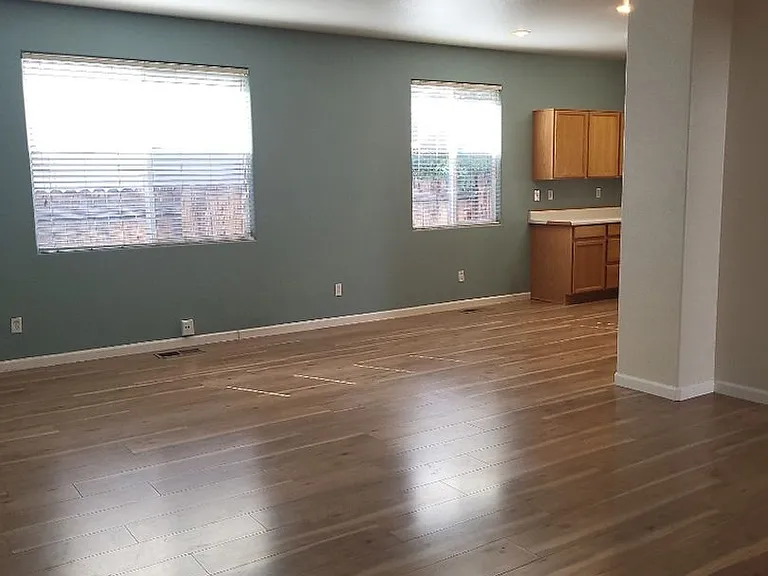 2396 Sapphire Ridge Way — Photo 19