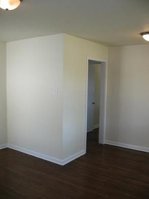 5th image of 434 FRESNO DR