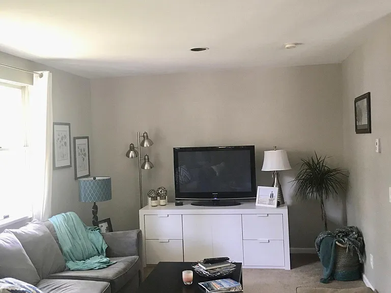 401 Brighton Ave #3 — Photo 7