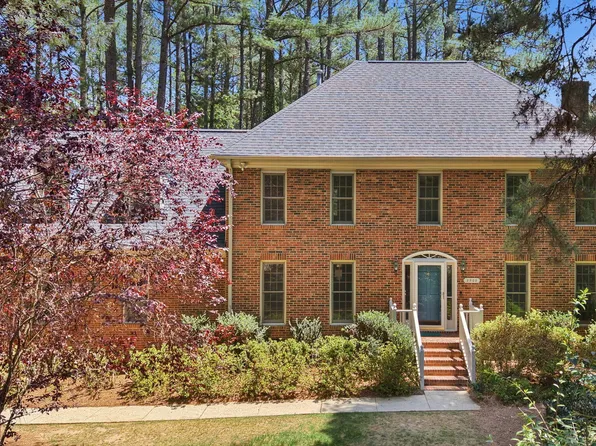2909 Kenwick Ct, Raleigh, NC 27613