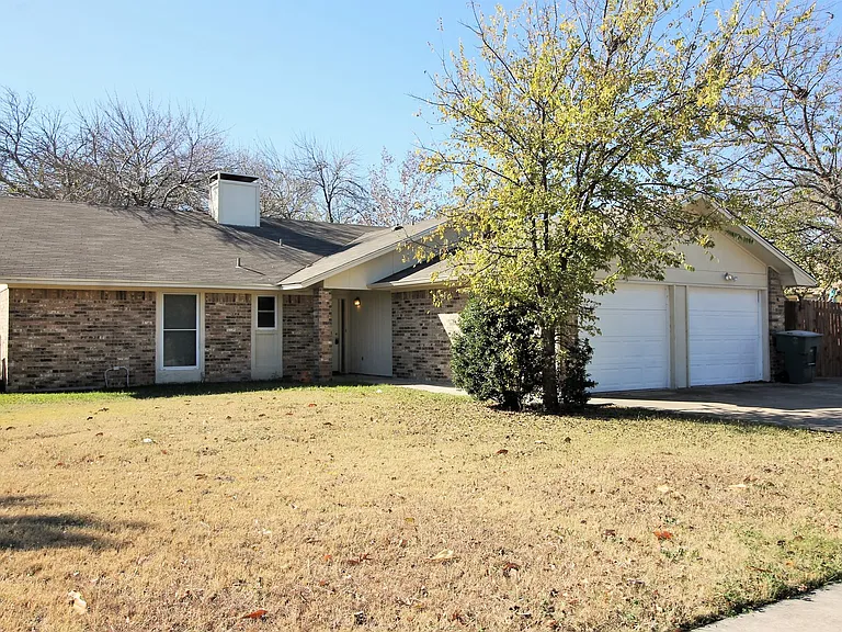 212 Margarita Dr — Photo 1
