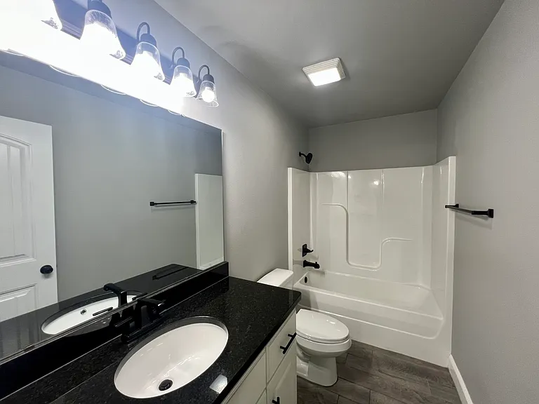 2350 Cameo Ln — Photo 13