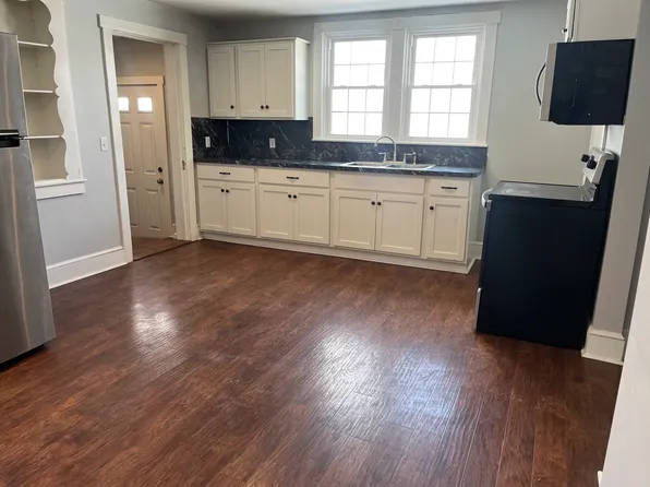 2059 Pennwick Rd #1, Lancaster, PA 17601