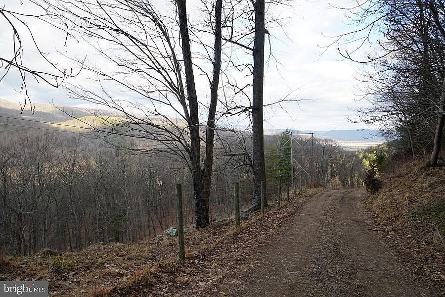 1st image of 787 Peters Mountain Ln