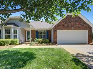 11 Rutherglen Ln, Greensboro, NC 27455