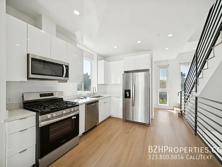4525 Saint Elmo Dr #4523A — Photo 1