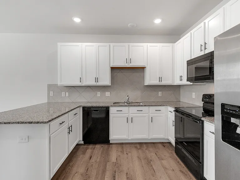 5620 Topwater Trl — Photo 7