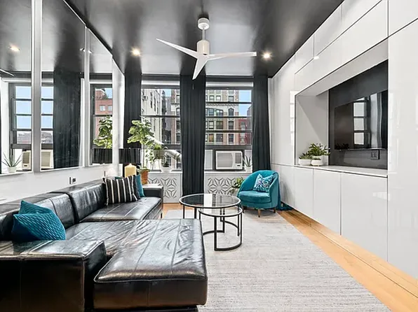 148 W 23rd St APT 7D, Manhattan, NY 10011