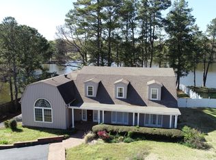 8725 Oakchase Cv, Walls, MS 38680