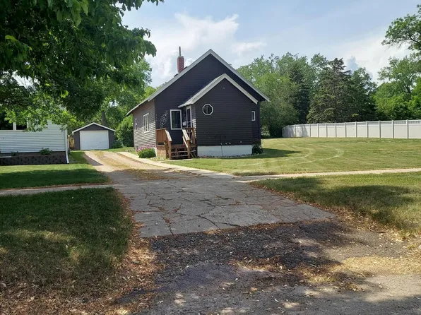 404 N Commercial St, Clark, SD 57225