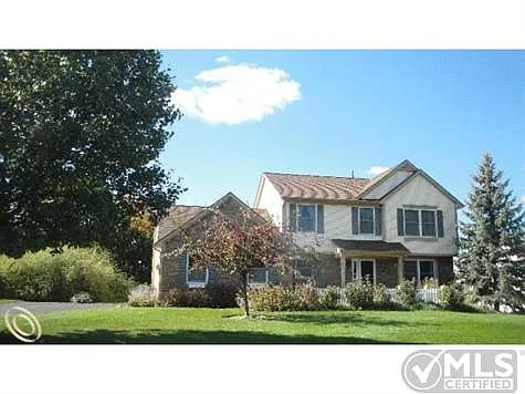 2312 Chestnut Cir photo 1