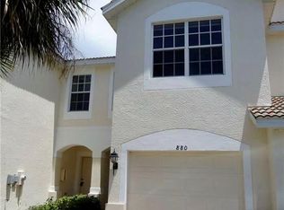 880 Hampton Cir, Naples, FL 34105
