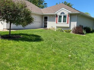 1256 W 18th Ave, Oshkosh, WI 54902