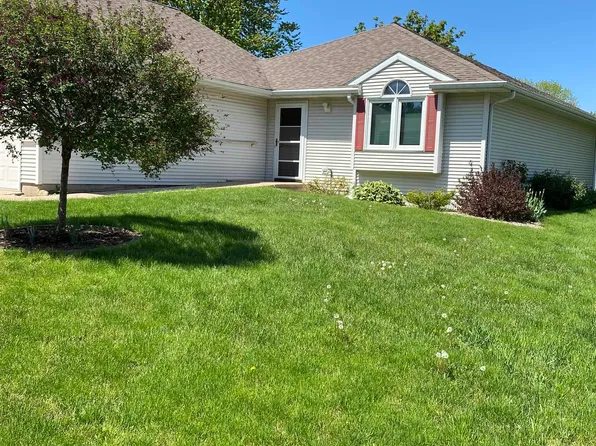 1256 W 18th Ave, Oshkosh, WI 54902
