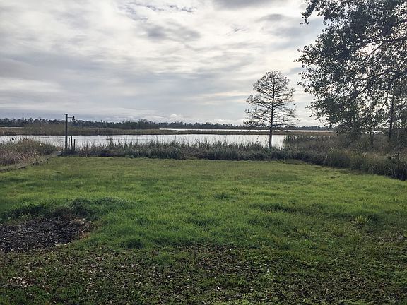 4th image of 215 Pitts Bayshore Dr