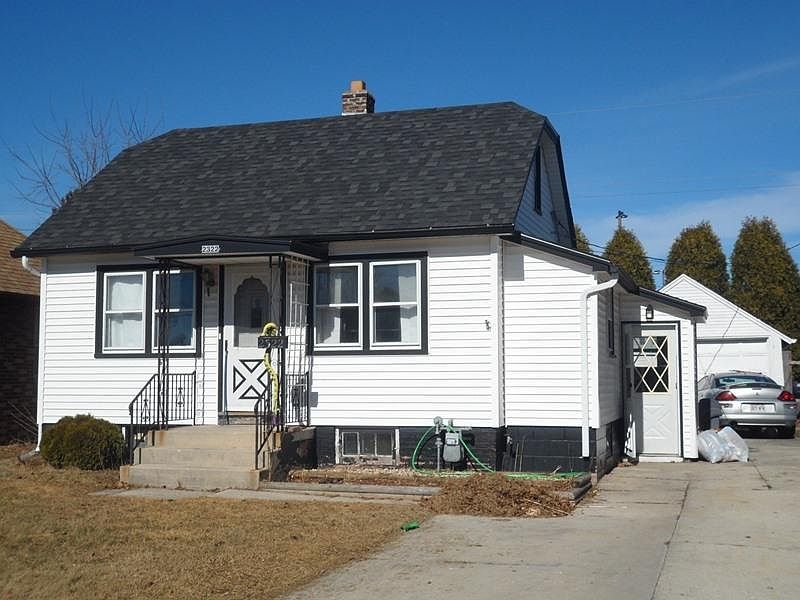 1st image of 2322 Main Ave