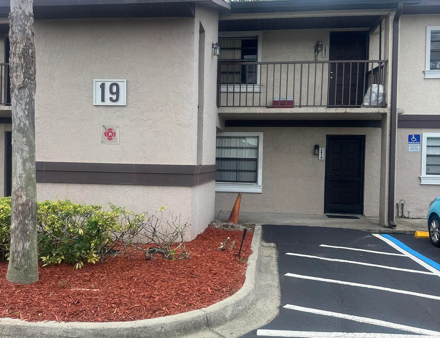 2 bed, 2.0 bath, 996 sqft, $1,450 — Photo 1