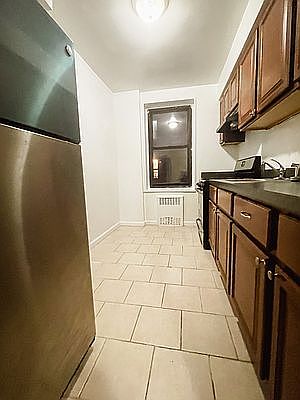 3rd image of 34-15 Parsons Blvd #3S