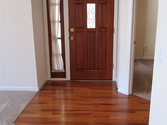 4th image of 258 Mount Echo Dr
