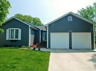 317 Quist Ct, Grayslake, IL 60030