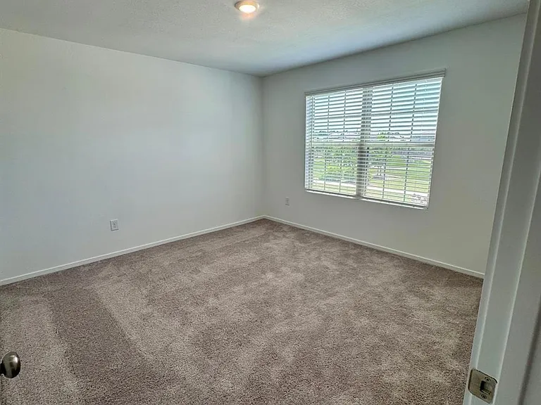 15357 Dapple Bluff Ln — Photo 18