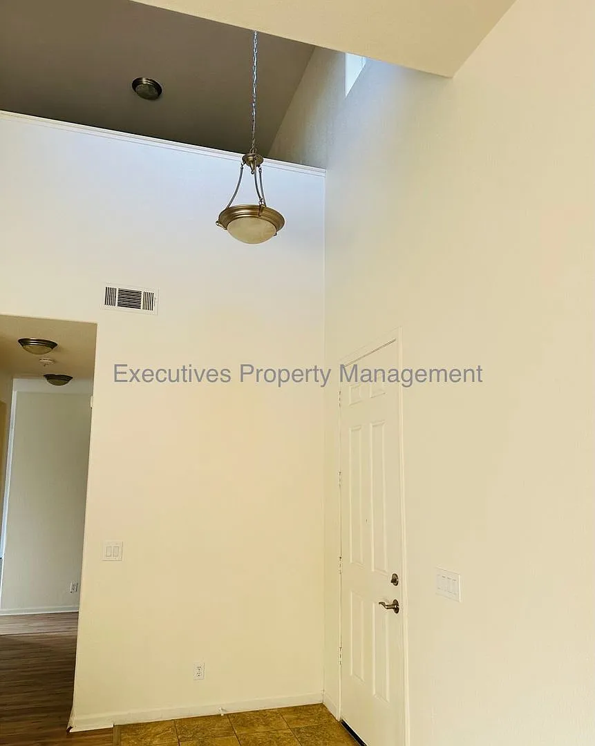 Coming Soon | House For Rent | 182 Oleander Dr Chowchilla — Photo 2