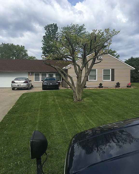 1st image of 2915 Hilltop Dr