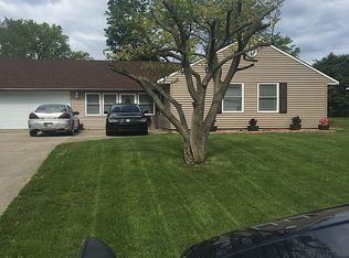 2915 Hilltop Dr, South Bend, IN 46614