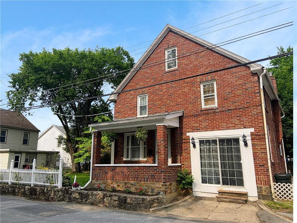 417 Laubach St, Hellertown, PA 18055 Zillow