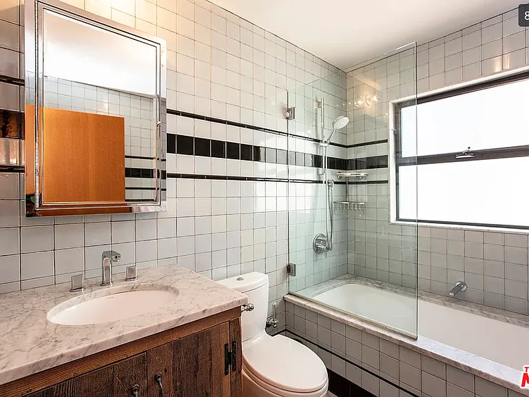 309 S Hamel Rd #7 — Photo 8