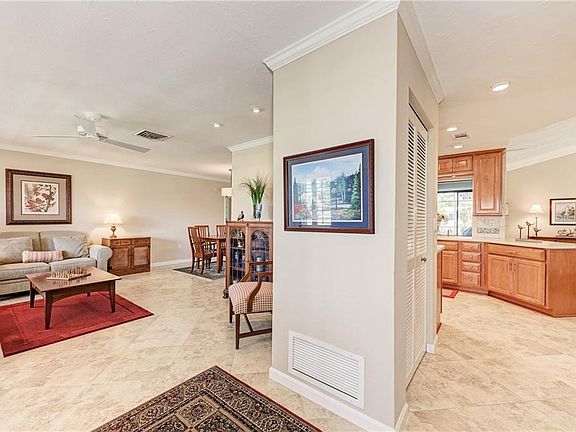 5th image of 23 Waterford Dr