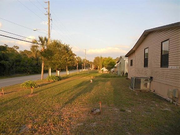 5th image of 10407 Marinette Ave