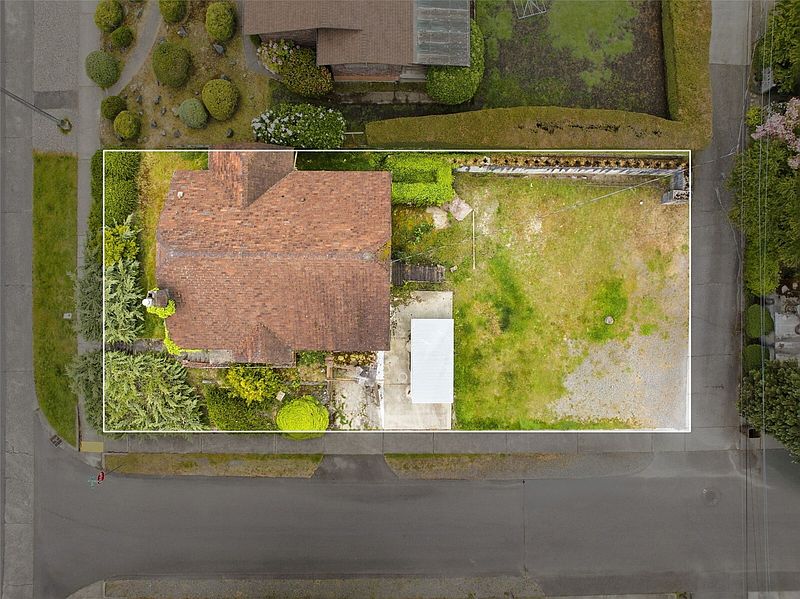 4th image of 3704 N Tyler Street
