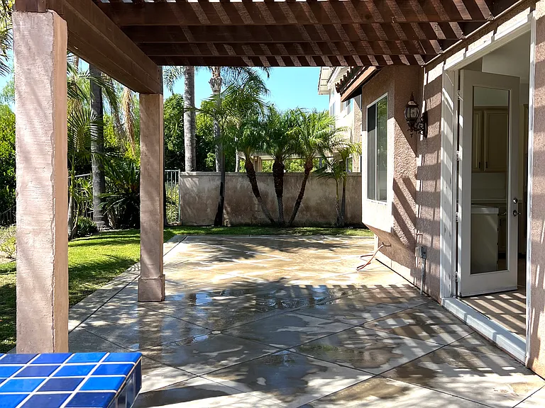 923 S Creekview Ln — Photo 31