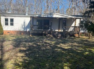 738 Darwin Rd, Gaffney, SC 29340