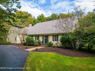 2014 W Laplume Rd, La Plume, PA 18440