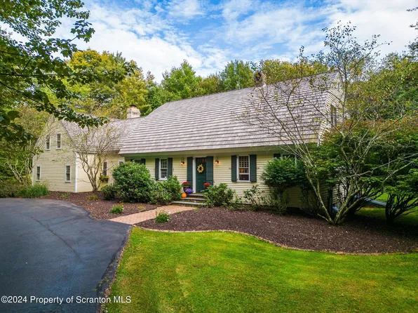 2014 W Laplume Rd, La Plume, PA 18440