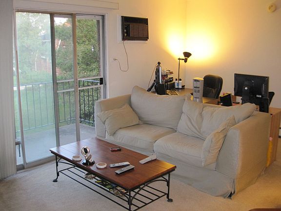 2nd image of 2427 Ogden Ave APT 9