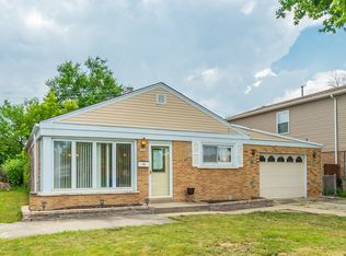 7948 S Kilbourn Ave, Chicago, IL