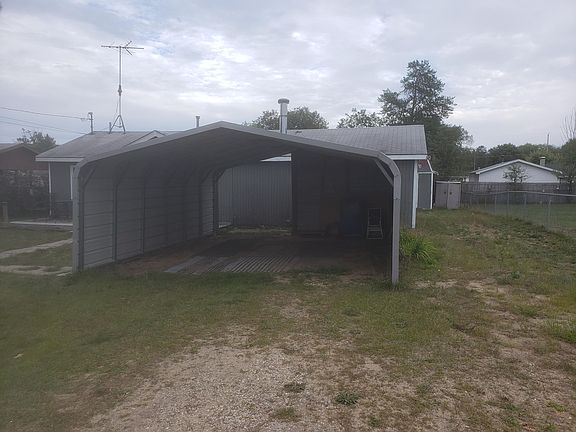 2nd image of 1052 Knollwood Dr