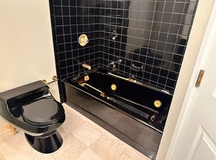 34 Sumner Ave APT 403, Springfield, MA 01108