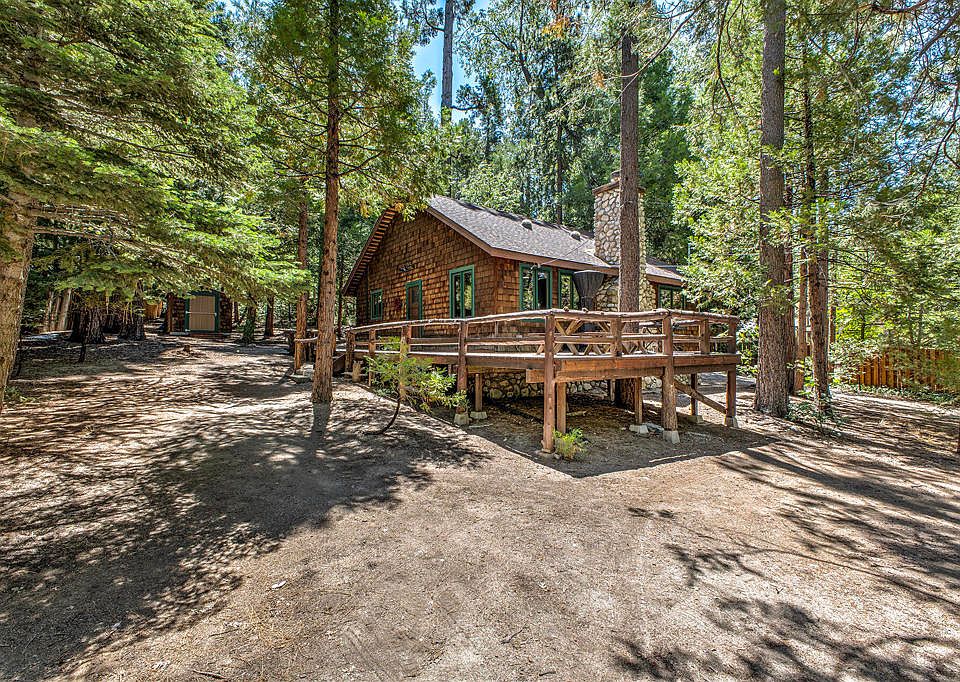 1st image of 54205 Strawberry Valley Dr