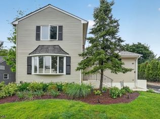 82 Duval St, Bridgewater Twp., NJ 08807