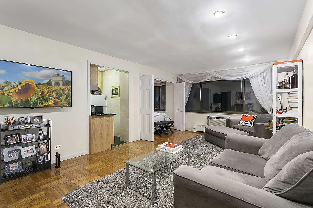 420 East 64th Street #W6B in Lenox Hill, Manhattan | StreetEasy