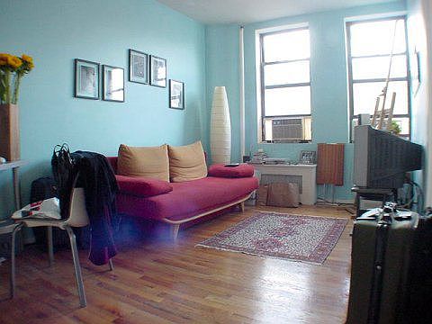 2nd image of 40 Macdougal St APT 18