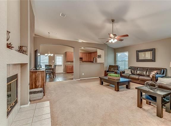 4th image of 11209 Snyder Dr