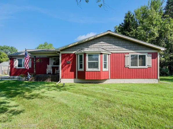 46870 Bemis Rd, Van Buren Township, MI 48111